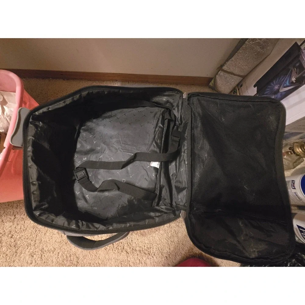 Hynes Eagle Travel Backpack Gray Carry On Luggage Bag with Compression Straps